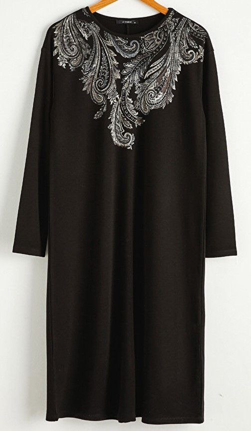 трикотажна сукня (Туреччина)крій трапеція,спереду узор